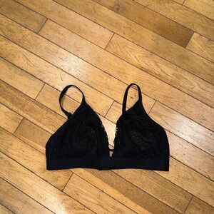 Women’s Lively lace bra